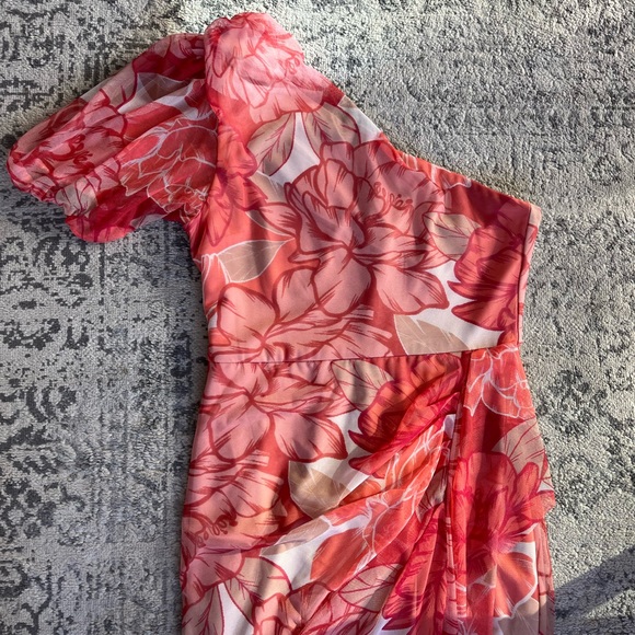 BCBGMAXAZRIA dress - Picture 2 of 3